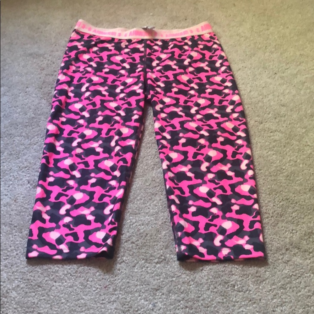 Girls under armor cropped leggings